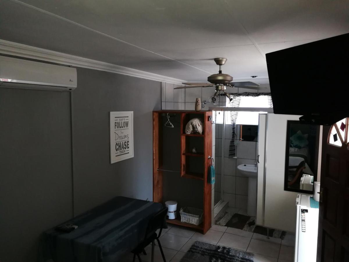Bougain Villa Guesthouse Winburg Exterior photo